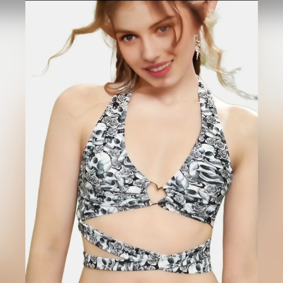 Skull bikini and or halter top - Picture 3 of 5